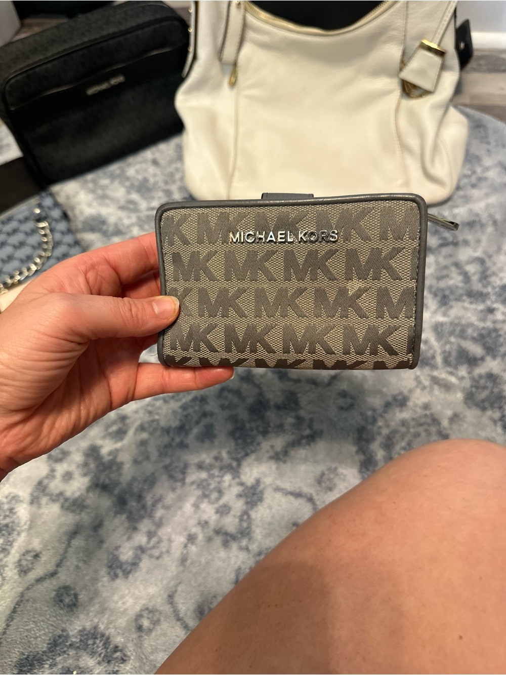 Michael Kors Women Monogram Wallet Gray